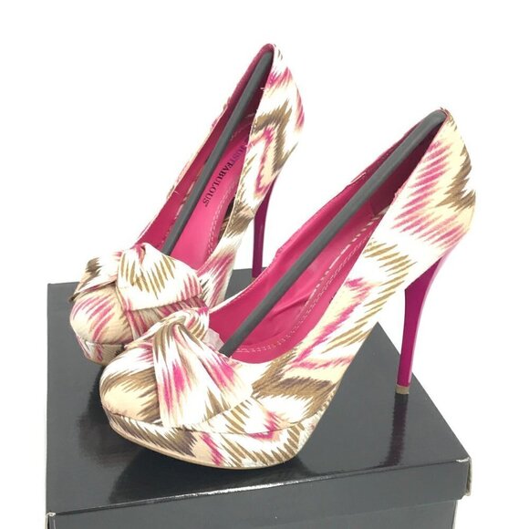 🛍Bundle sale🛍- JUSTFAB heels - Picture 1 of 8